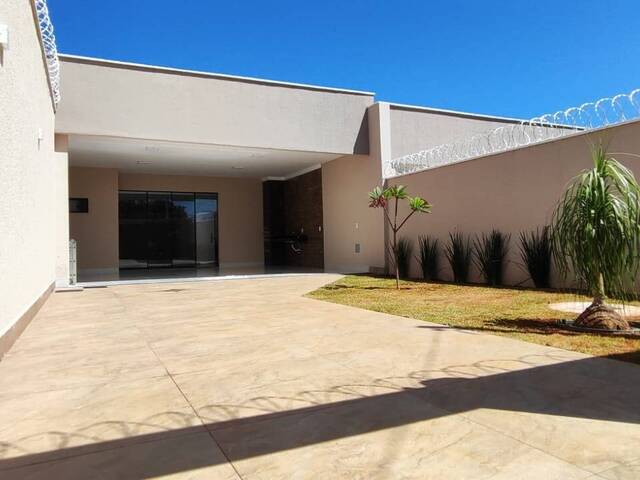 #180 - Casa para Venda em Goiânia - GO