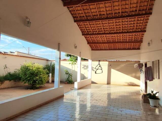 #201 - Casa para Venda em Goiânia - GO