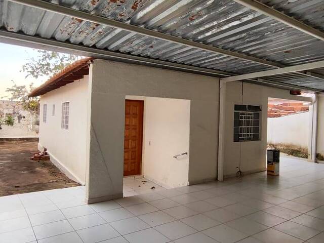 #174 - Casa para Venda em Goiânia - GO