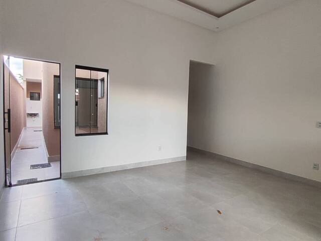 #282 - Casa para Venda em Goiânia - GO - 2