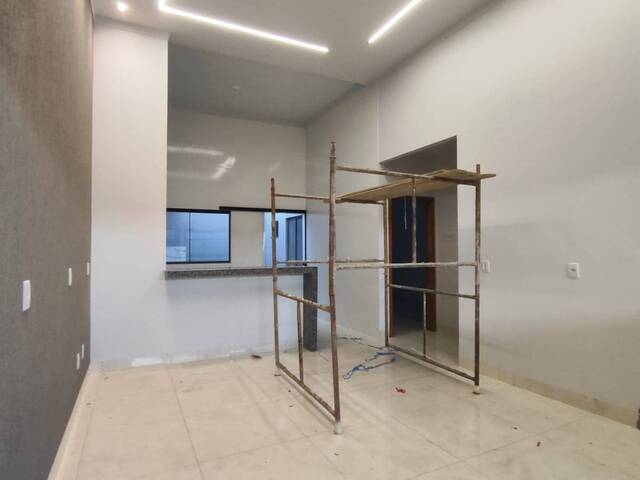 Casa para Venda em Goiânia - 4