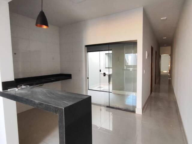 #297 - Casa para Venda em Goiânia - GO - 2