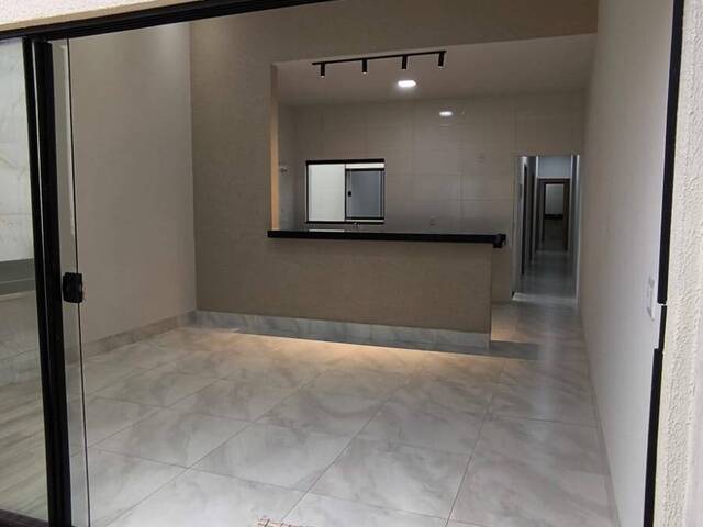 #296 - Casa para Venda em Goiânia - GO - 3